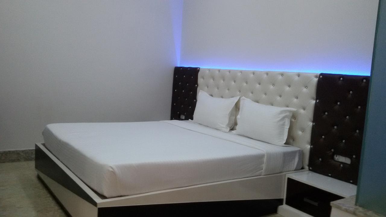 Hotel Royal International Нью-Делі Екстер'єр фото