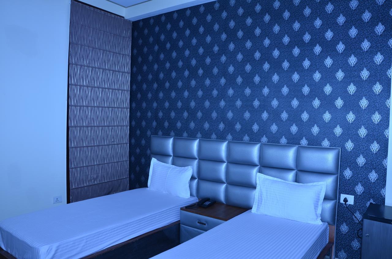 Hotel Royal International Нью-Делі Екстер'єр фото